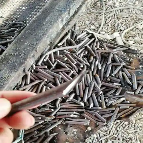 حفاظ روی دیوار بسیار شلوغ و پر تراکم