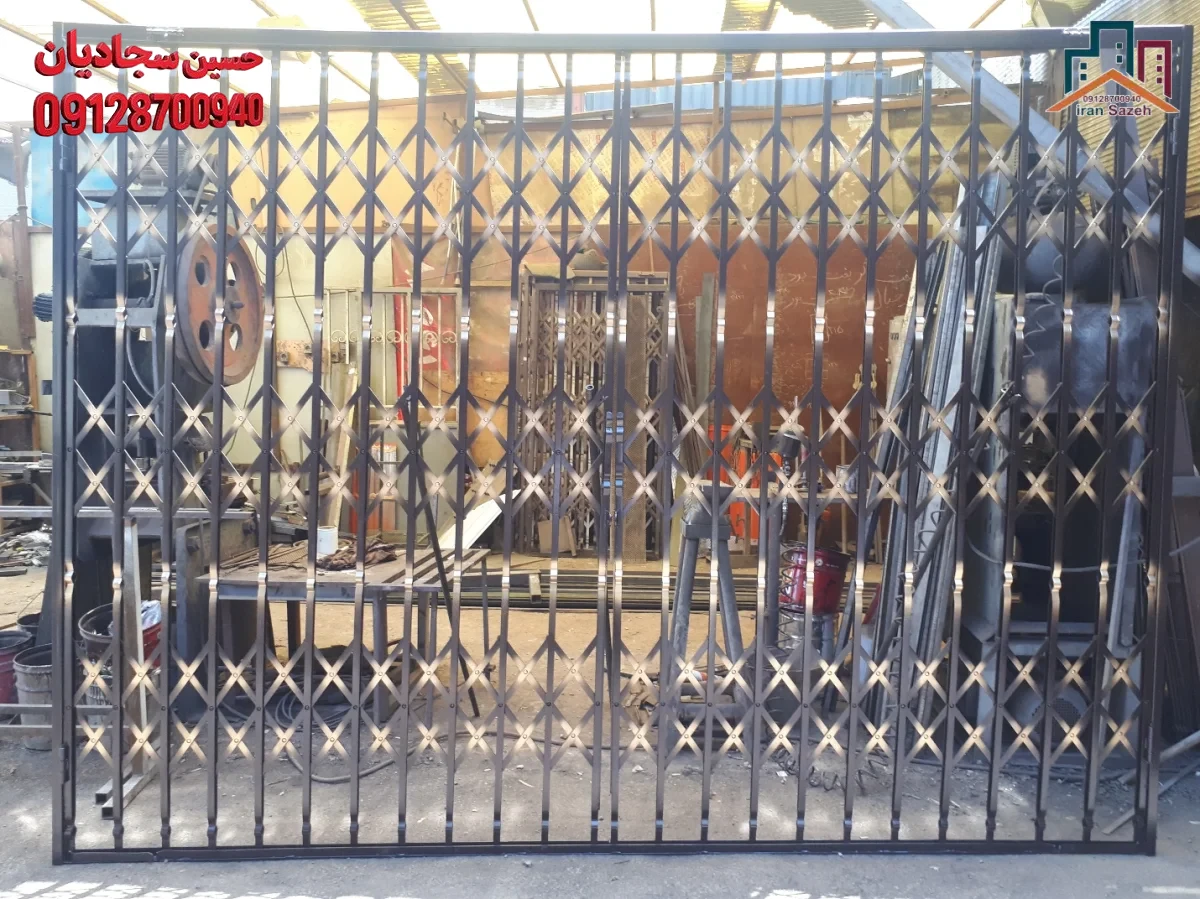 حفاظ آکاردئونی سه گل برای درب آپارتمان با پروفیل سنگین و رنگ کورهای