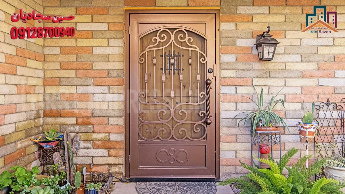 حفاظ مخصوص درب ورودی