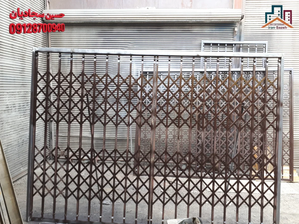 نمونه حفاظ اکاردئونی مخصوص درب آپارتمان